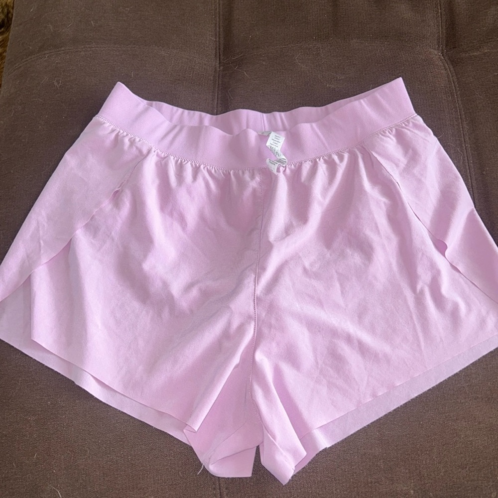 CRZ YOGA Mid Rise Running Shorts
